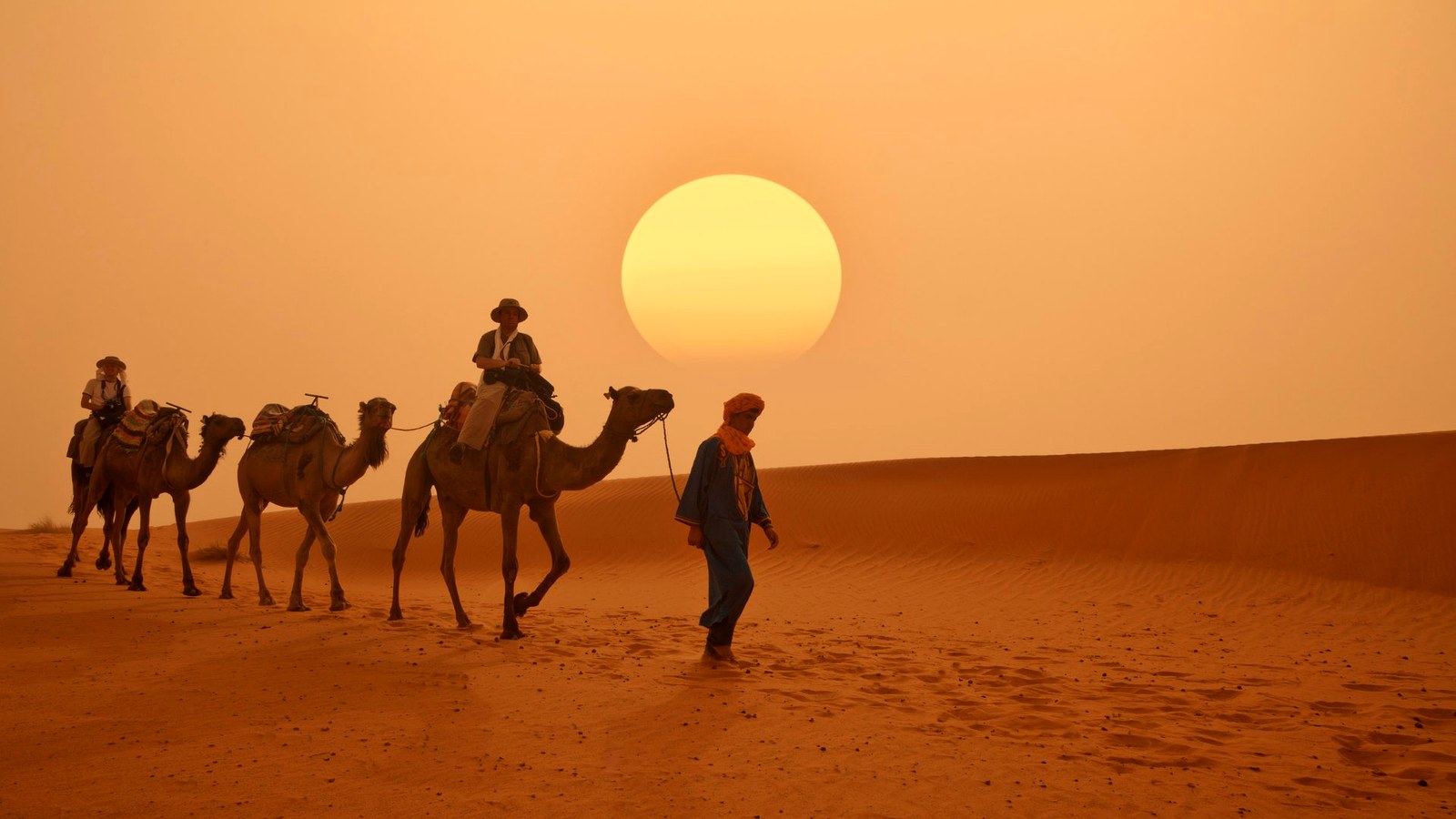 Vanventure — Sahara při západu slunce